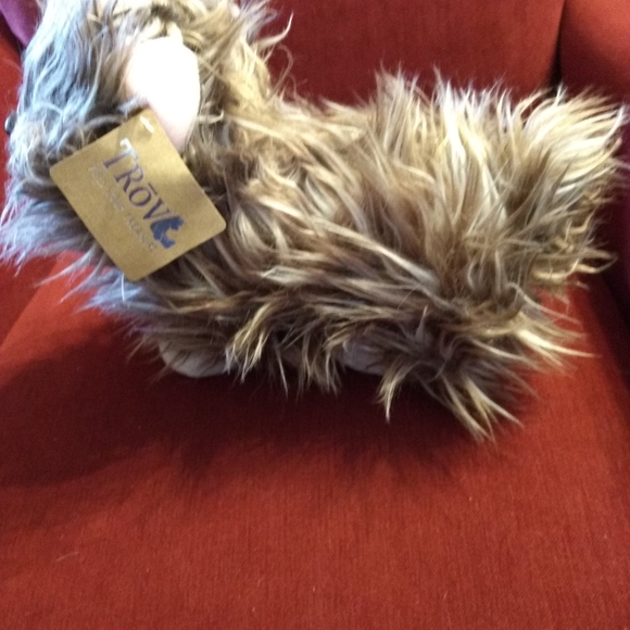 The Petting Zoo Holiday Yorkie "Chestnut" Dog Plush 12" Brown - Picture 8 of 10